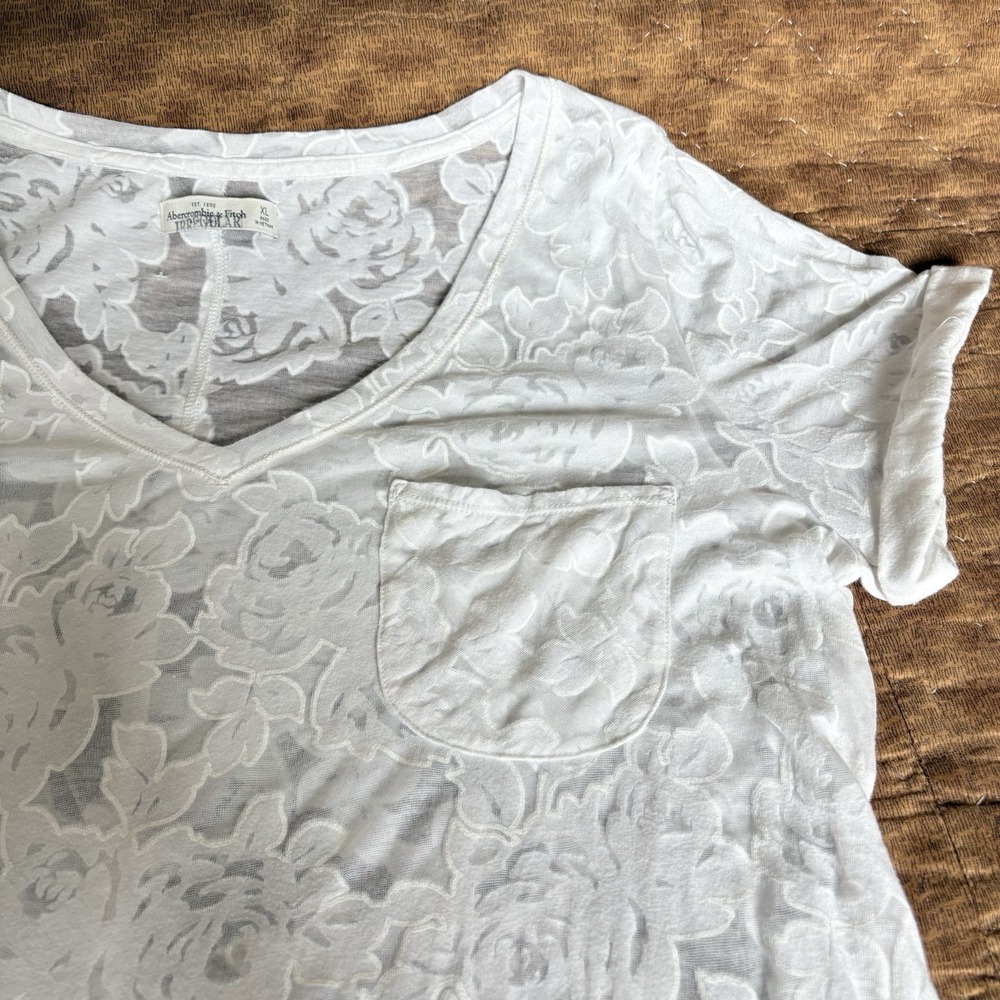 Abercrombie &Fitch  White Sheer Blouse Women's Floral White Loose Y2K Whimsical